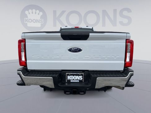 Used 2026 Ford F250 XL w/ XL Chrome Package image 5