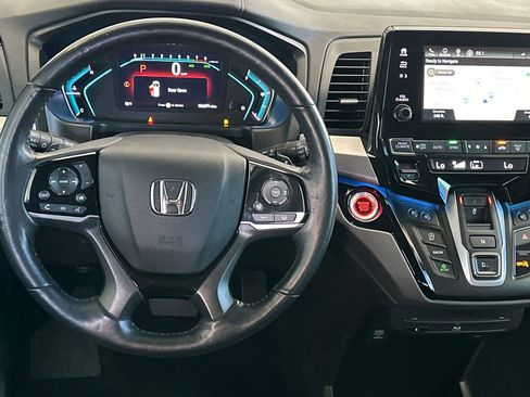 Used 2019 Honda Odyssey Elite image 14