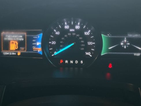 Used 2017 Ford Explorer XLT w/ Equipment Group 201A image 27