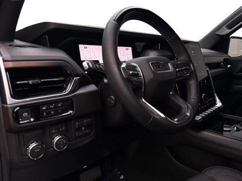 Used 2026 GMC Yukon Denali w/ Denali Reserve Package RWD image 57