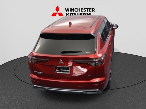 New 2025 Mitsubishi Outlander SE image 37