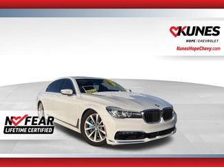 Used 2018 BMW 740i xDrive video 1