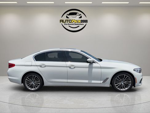 Used 2020 BMW 540i w/ Convenience Package RWD image 8