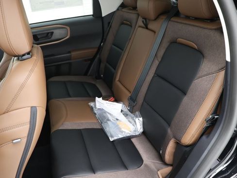 New 2025 Ford Bronco Sport Outer Banks image 8