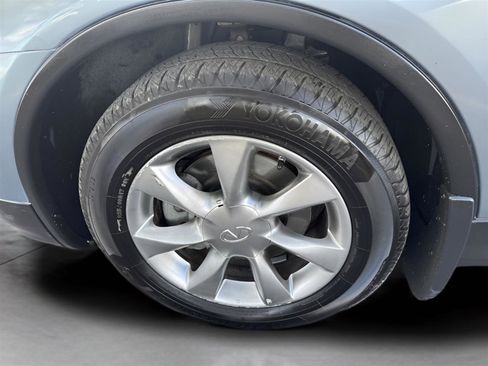 Used 2017 INFINITI QX50 AWD w/ Premium Plus Package image 30