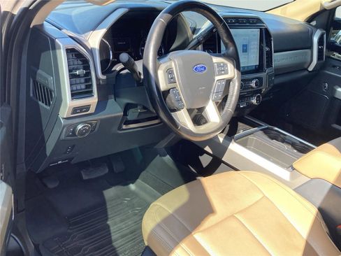 Used 2022 Ford F250 Lariat w/ Lariat Value Package image 9