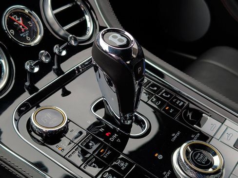 Used 2021 Bentley Continental GT AWD/4WD image 34