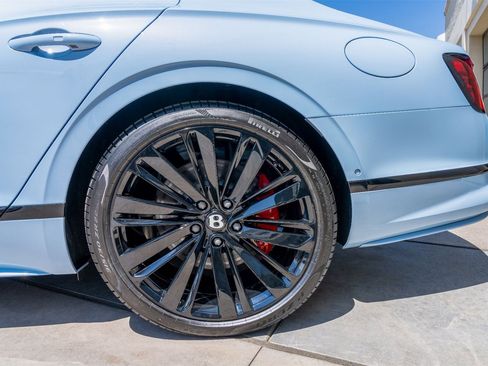 New 2025 Bentley Flying Spur Plug-In Hybrid image 20