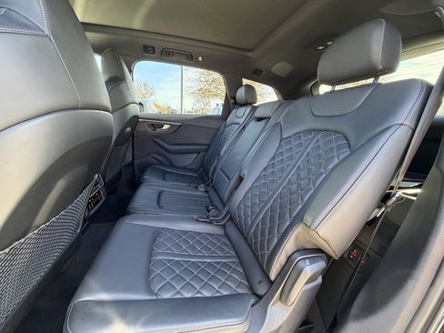 Used 2024 Audi SQ7 Premium Plus w/ S Sport Package image 26