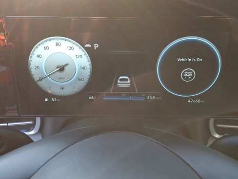 Certified 2023 Hyundai Elantra Limited FWD image 23