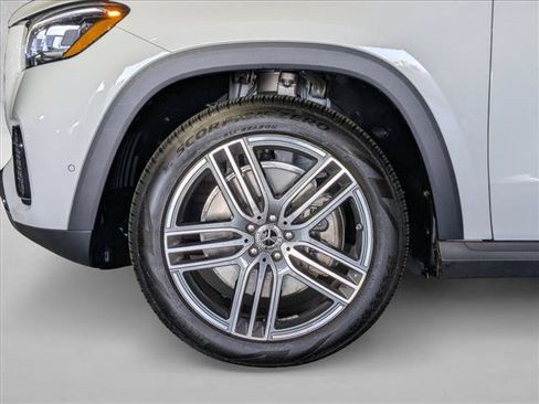 Certified 2024 Mercedes-Benz GLS 450 4MATIC image 27