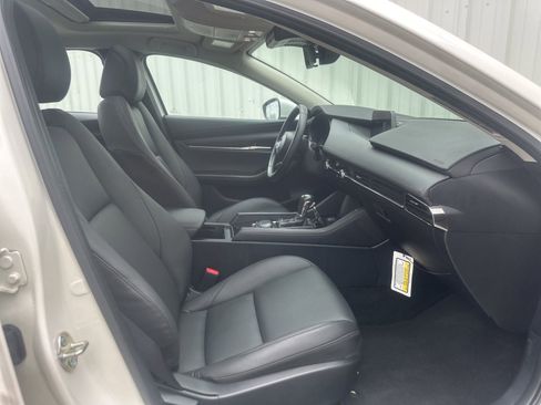 Certified 2025 MAZDA MAZDA3 s image 17