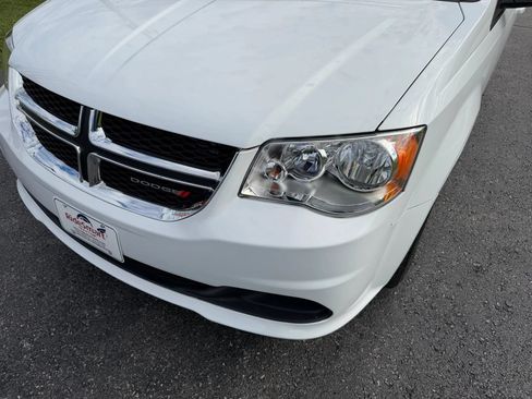 Used 2018 Dodge Grand Caravan SE w/ UConnect Hands-Free Group FWD image 55