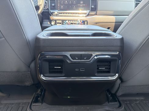 Used 2023 GMC Sierra 1500 SLT w/ SLT Premium Plus Package AWD/4WD image 29
