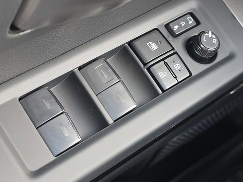 New 2026 Toyota Tundra Limited AWD/4WD image 13