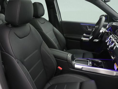 New 2026 Mercedes-Benz GLB 35 AMG 4MATIC image 7