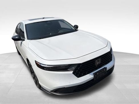 Used 2024 Honda Accord Sport image 6