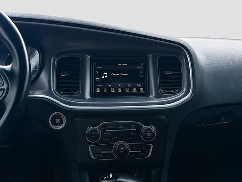 Used 2022 Dodge Charger SXT w/ Blacktop Package image 15