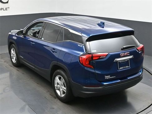 Used 2020 GMC Terrain SLE image 41