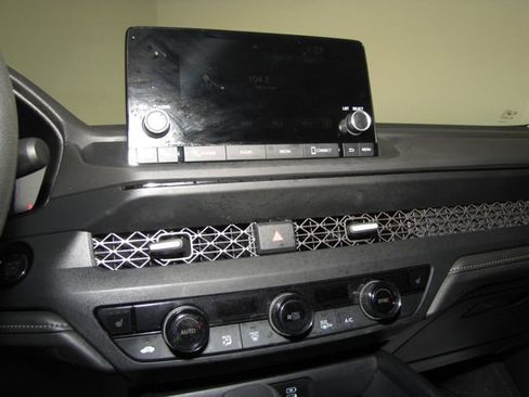 Certified 2024 Honda Accord EX image 7