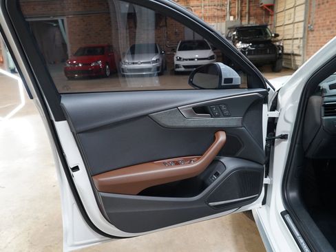 Used 2018 Audi A4 2.0T allroad Premium Plus image 31