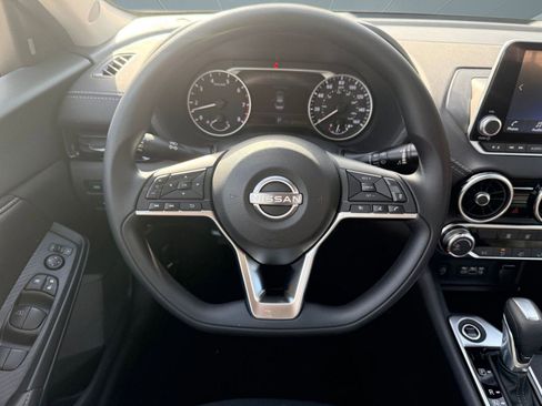 New 2025 Nissan Sentra SV image 12