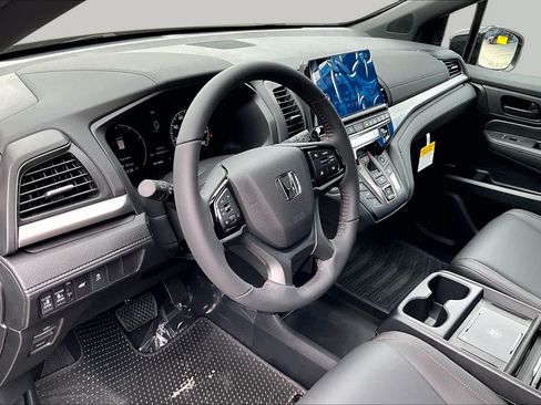 New 2026 Honda Odyssey Sport-L image 8