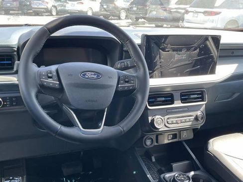 New 2025 Ford Maverick Lobo image 6