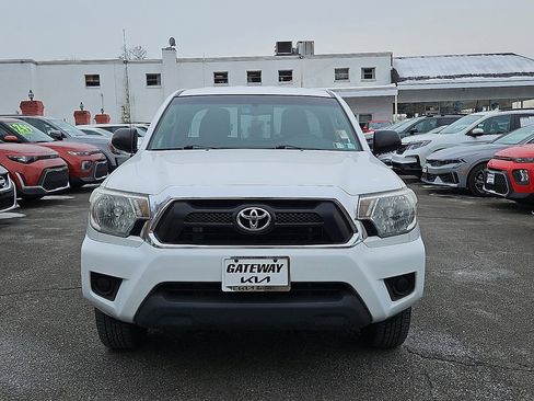 Used 2013 Toyota Tacoma 2WD Access Cab w/ SR5 Pkg image 2
