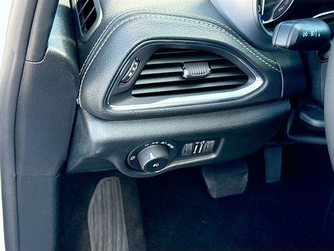 New 2026 Chrysler Pacifica Limited w/ S Appearance Package image 10