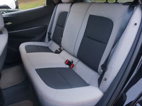 Used 2020 Chevrolet Bolt LT image 17