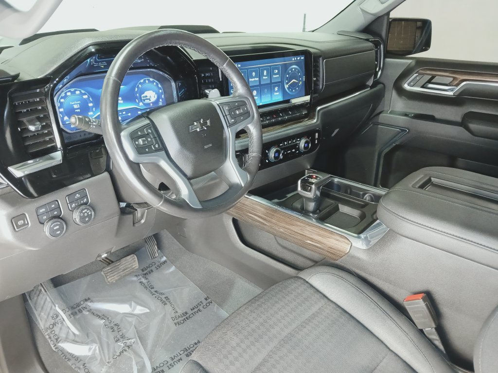Used 2022 Chevrolet Silverado 1500 LT Trail Boss AWD/4WD image 15
