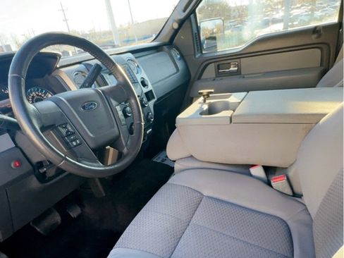 Used 2013 Ford F150 XLT w/ Luxury Equipment Group image 8