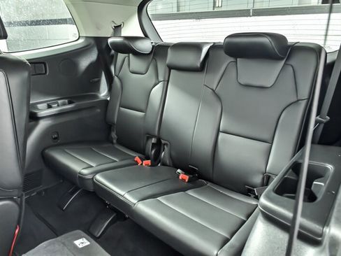Used 2022 Kia Telluride S AWD/4WD image 19