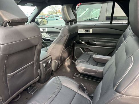 Used 2023 Ford Explorer ST w/ Equipment Group 401A image 9