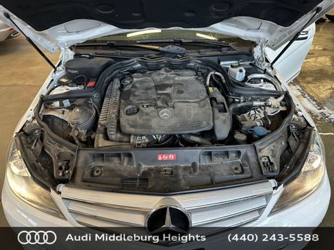 Used 2013 Mercedes-Benz C 300 4MATIC Sedan image 25
