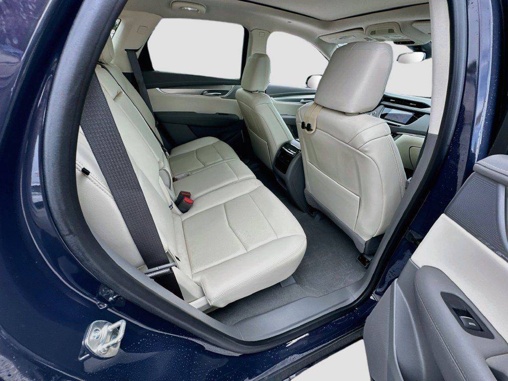 Used 2025 Cadillac XT5 Premium Luxury w/ LPO, Floor Liner Package FWD image 24