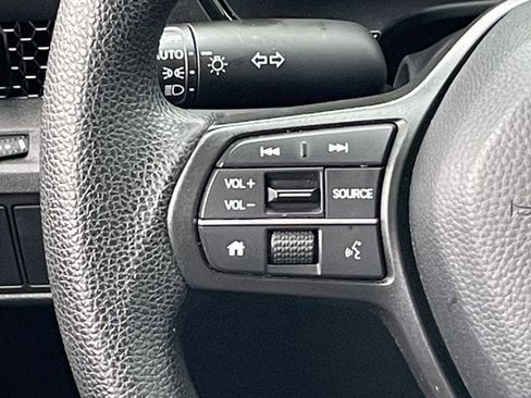 Used 2025 Honda CR-V LX image 12