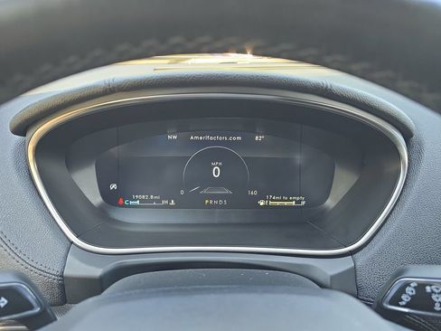 Used 2020 Lincoln Nautilus Reserve AWD/4WD image 18