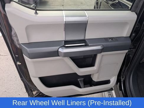 Used 2022 Ford F250 XLT w/ Black Appearance Package AWD/4WD image 12