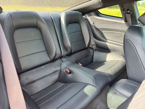Used 2016 Ford Mustang GT Premium w/ Equipment Group 401A RWD image 11