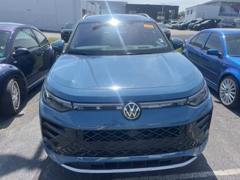 Used 2026 Volkswagen Tiguan SEL R-Line image 6