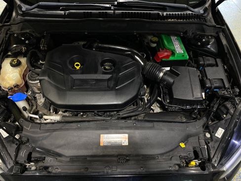 Used 2016 Ford Fusion Titanium FWD image 24