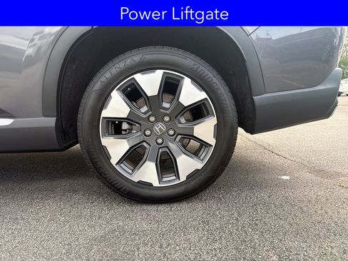 Certified 2026 Honda Pilot Touring image 12