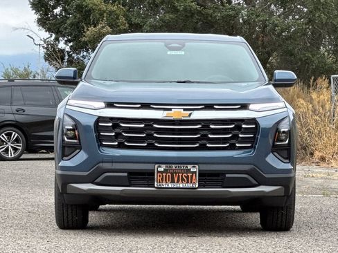 New 2027 Chevrolet Equinox LT FWD image 9
