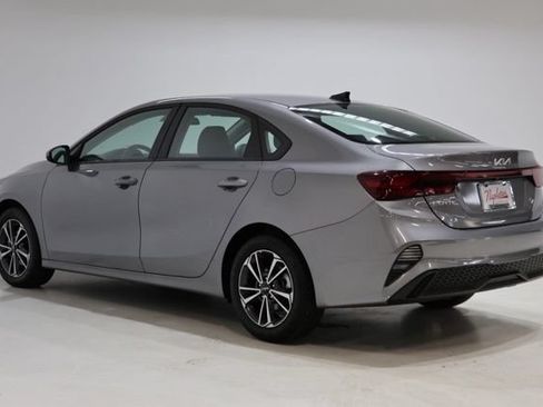Used 2024 Kia Forte LXS FWD image 6
