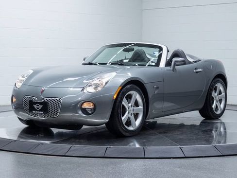 Used 2006 Pontiac Solstice Convertible w/ Premium Package RWD image 6
