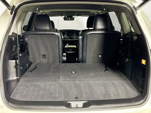 Used 2019 Toyota Highlander Limited AWD/4WD image 22