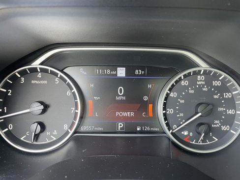 Used 2023 Nissan Maxima SR w/ Sport Mat Group FWD image 17