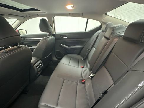 New 2025 Nissan Altima 2.5 SL image 10